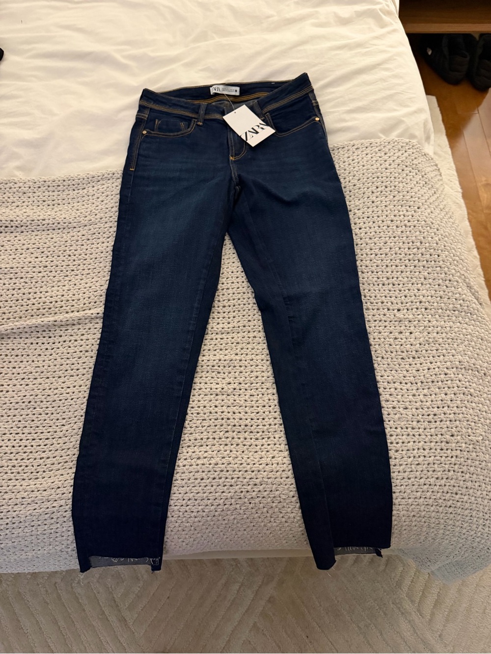 Zara Women Skinny Jeans in Dark Blue